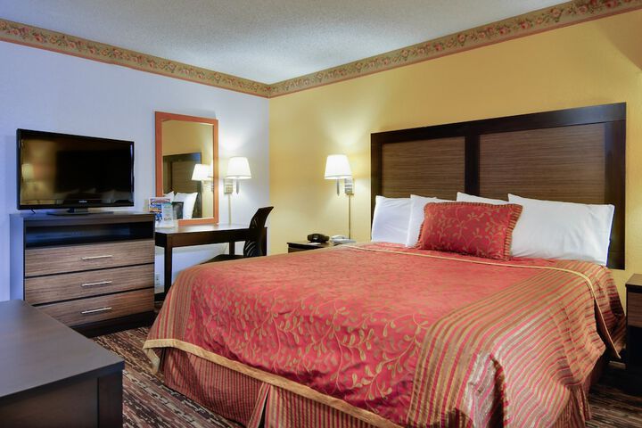 Room 16 of 31