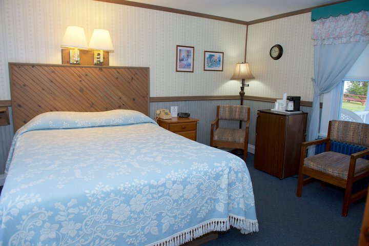 Room 42 of 47