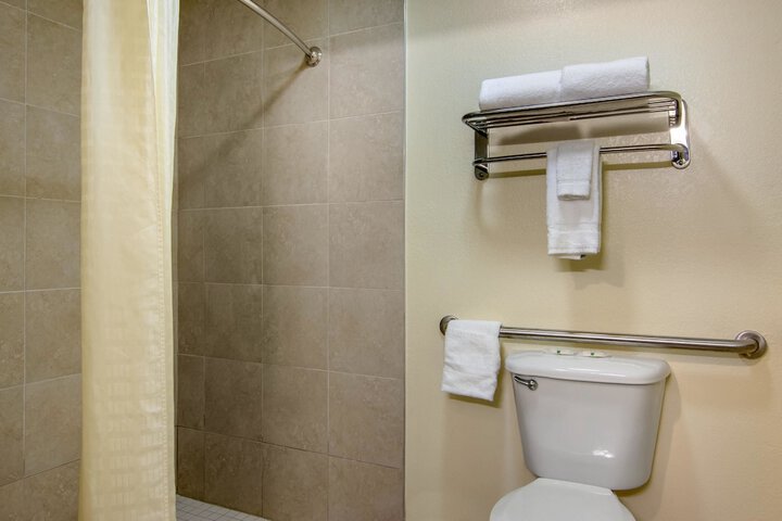 Room 12 of 26