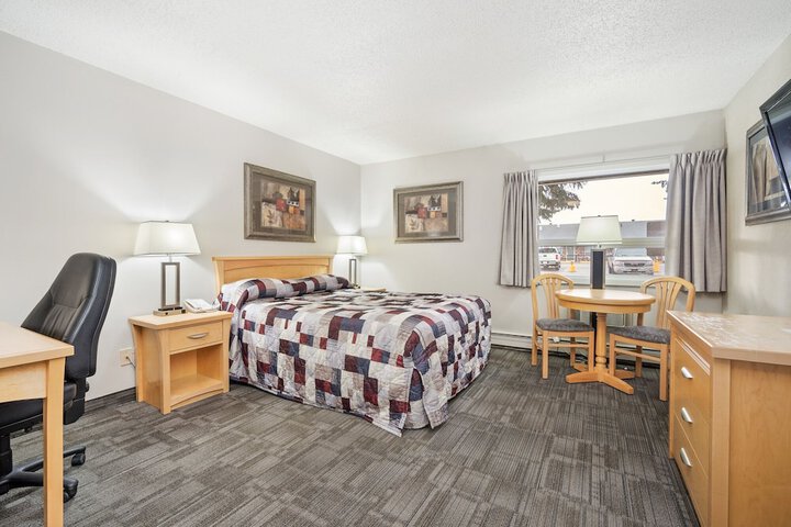 Room 20 of 36