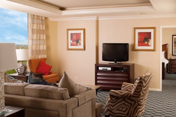 Room 37 of 64