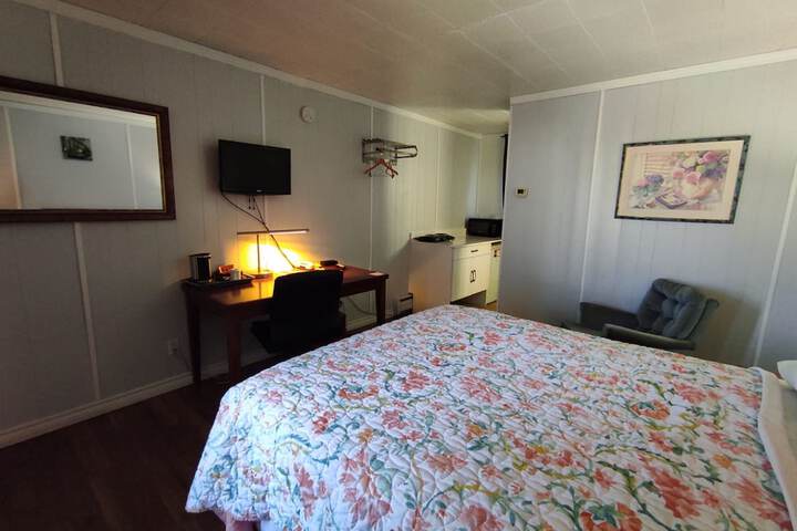 Room 12 of 13