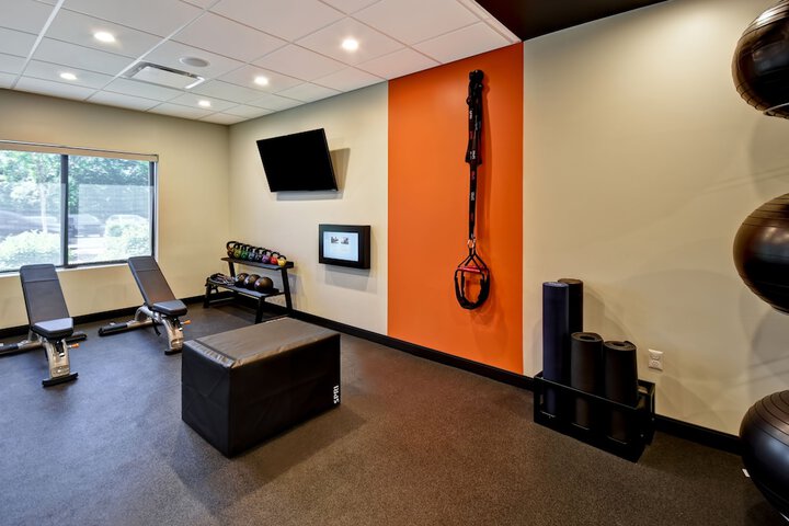 Health and Fitness 30 of 34