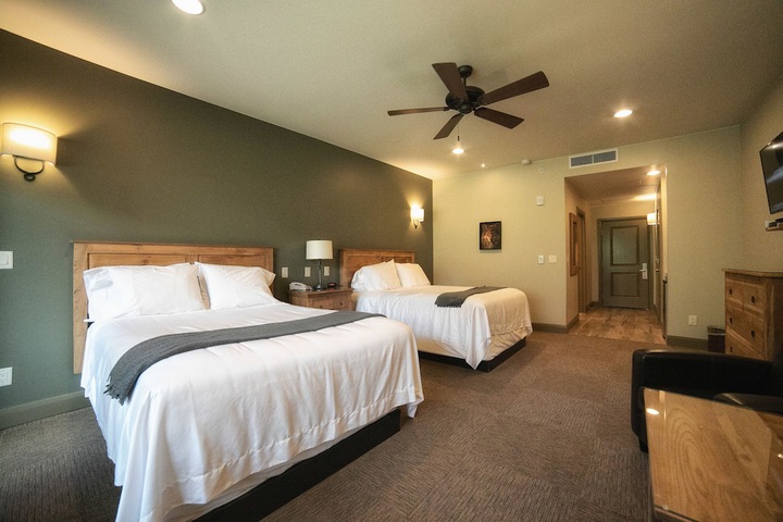 Room 17 of 52
