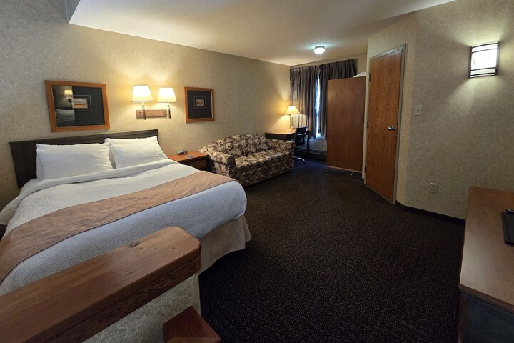 Room 29 of 33