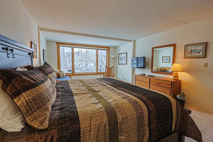 Summit House 2 bed 2 bath B