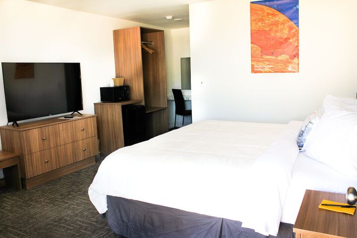 Room 28 of 50