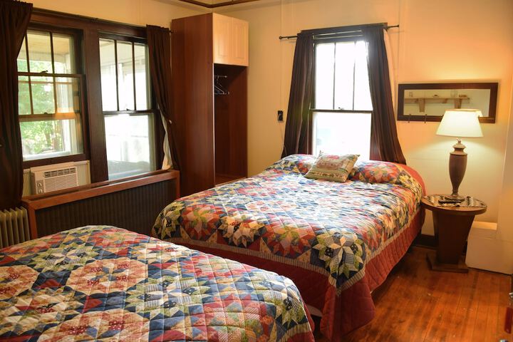 Room 115 of 156