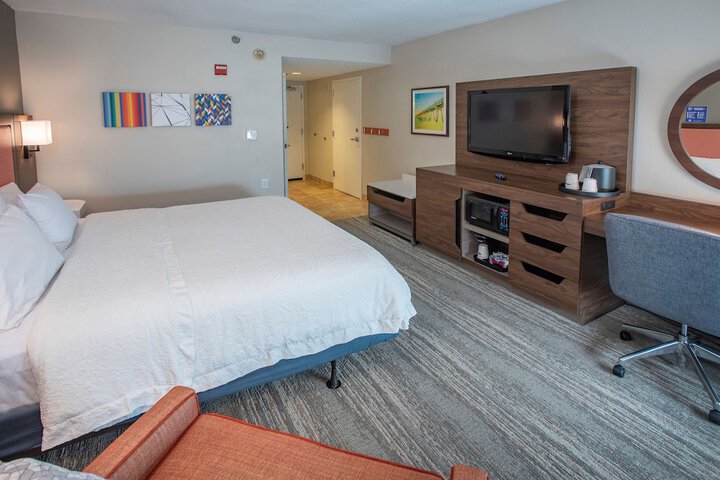 Room 34 of 89