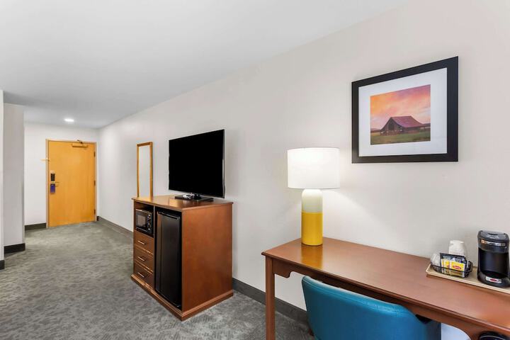 Room 19 of 37