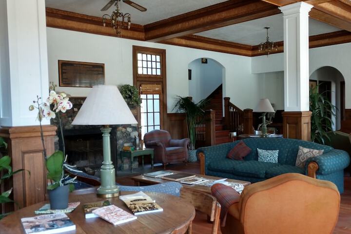 Winnedumah Hotel