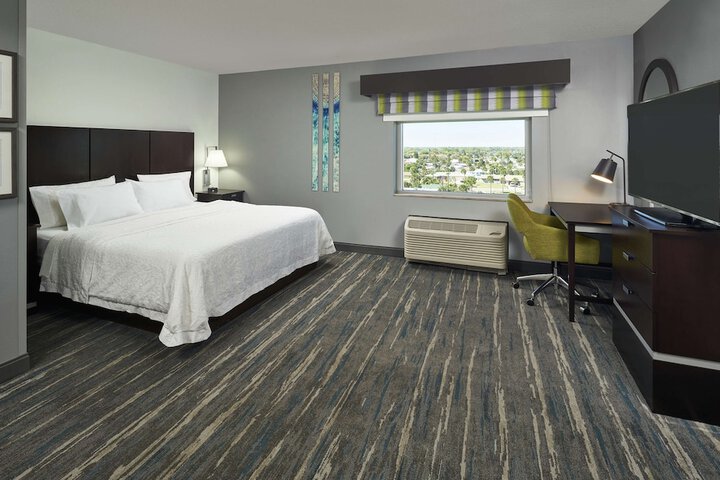 Room 30 of 52