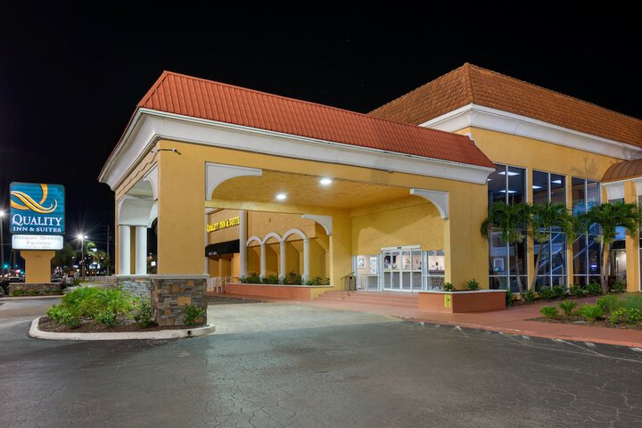 Hotel 2 of 55