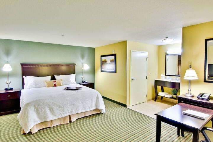 Room 25 of 44
