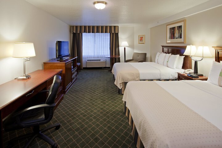 Room 26 of 47