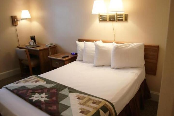 Canyon Inn