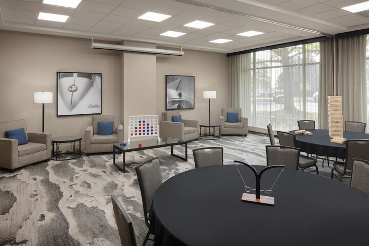 Embassy Suites by Hilton Detroit Troy Auburn Hills