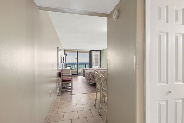 Room 54 of 114