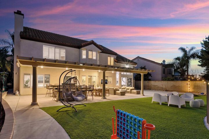 Luxury Pool Home w Theater Games & Mountain View