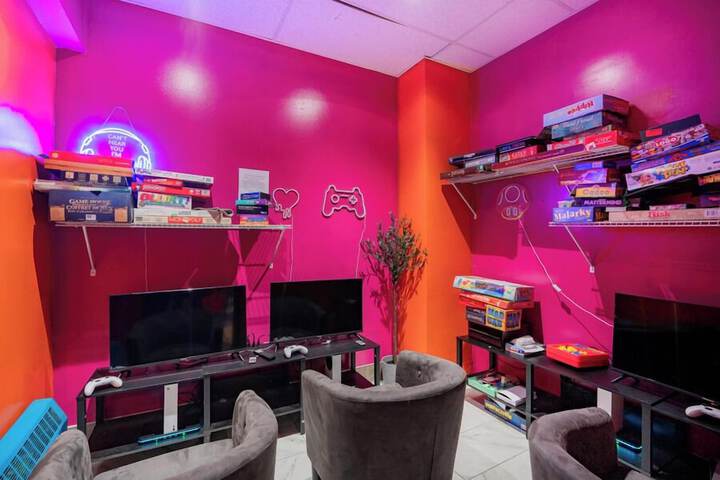 Room 12 of 46