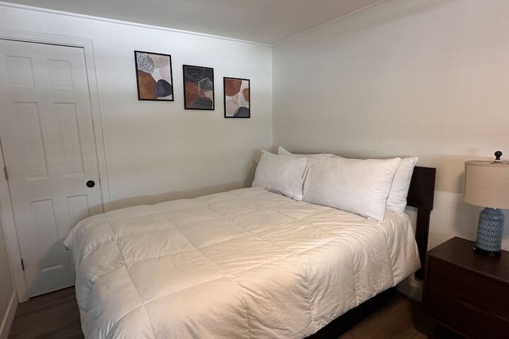 Room 174 of 299