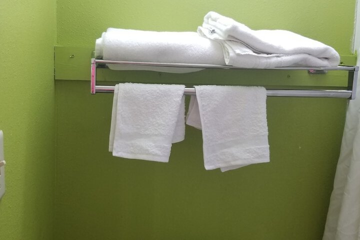Room 7 of 20
