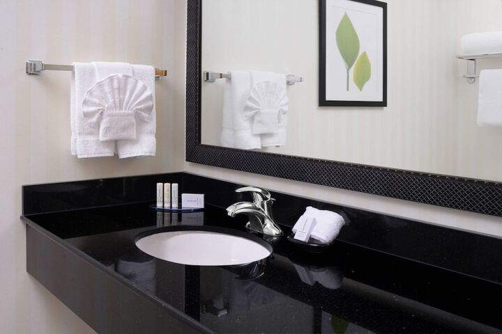 Fairfield Inn & Suites by Marriott Dallas Plano / The Colony