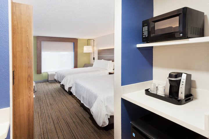 Room 21 of 42