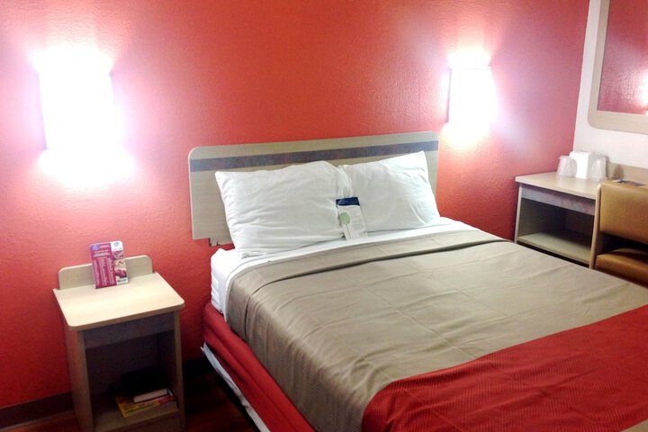 Room 20 of 34