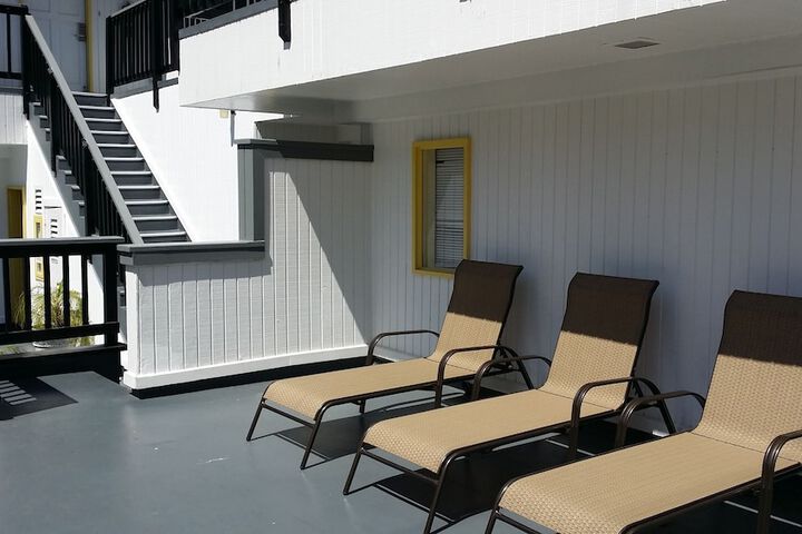 Sundeck 41 of 41