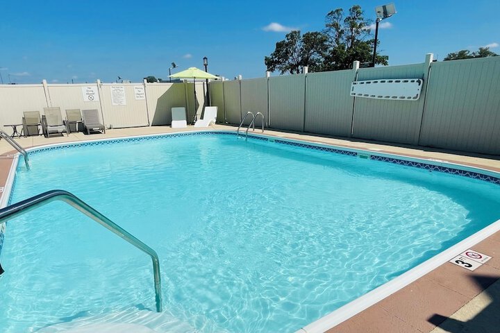 Pool 5 of 49