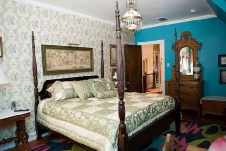 Room 21 of 23