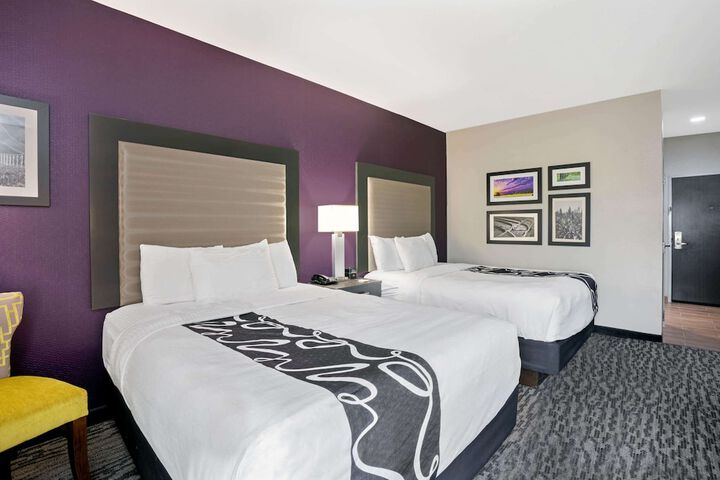 Room 25 of 54