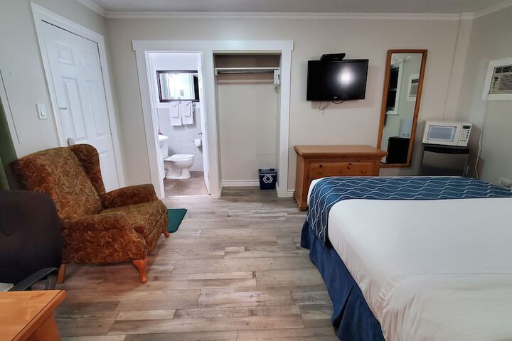 Room 77 of 181