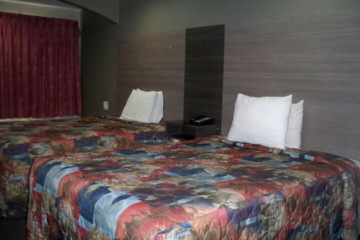 Room 18 of 65