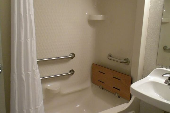 Naders Motel & Suites