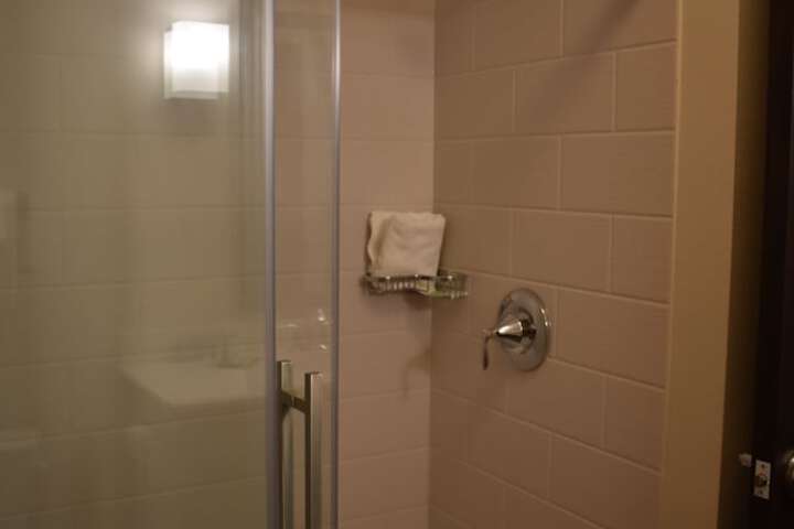 Room 31 of 46