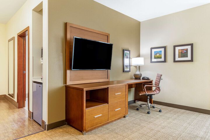 Room 28 of 44