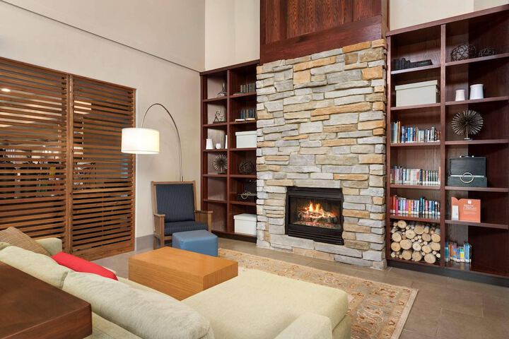 Country Inn & Suites by Radisson Middleton - Madison West