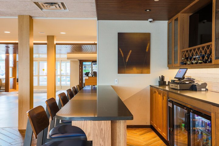 Hotel Interior 13 of 40