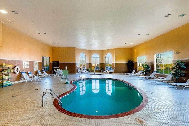 Pool 6 of 57
