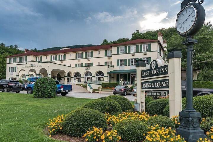 Lake Lure Inn & Spa