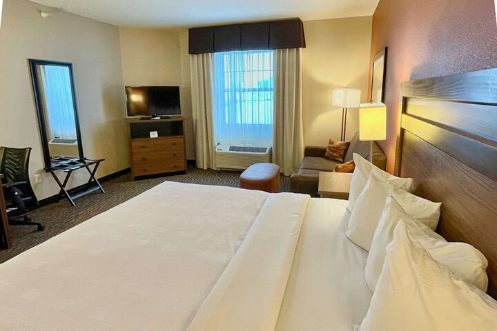 Room 15 of 26