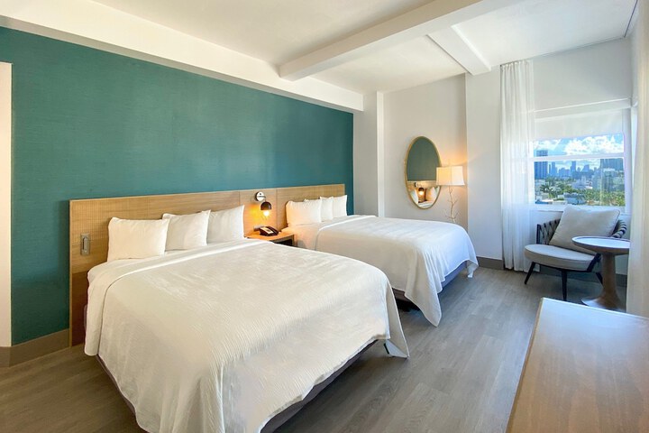 Room 61 of 103