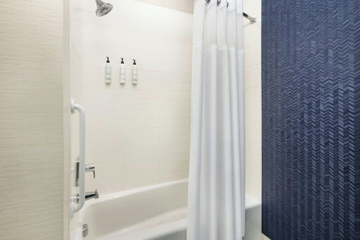 Fairfield Inn & Suites Bowling Green