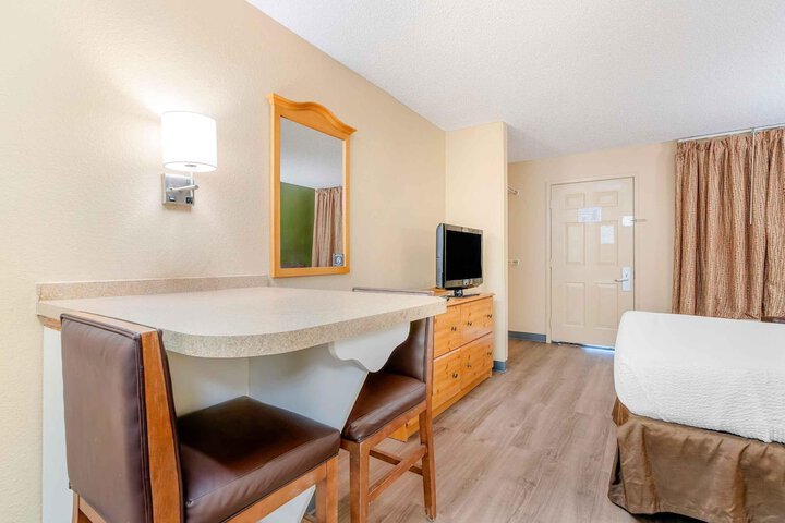 Extended Stay America Suites Portland Tigard