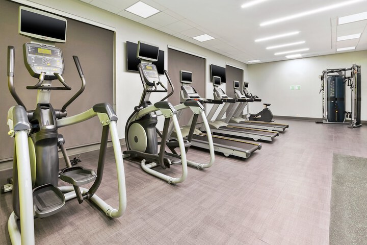 Holiday Inn & Suites Toledo Southwest - Perrysburg by IHG