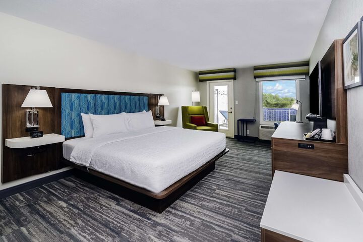 Room 21 of 36