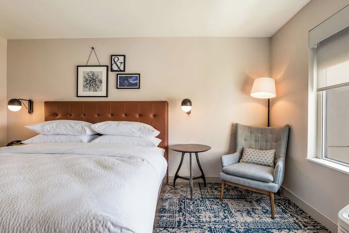 Room 20 of 48