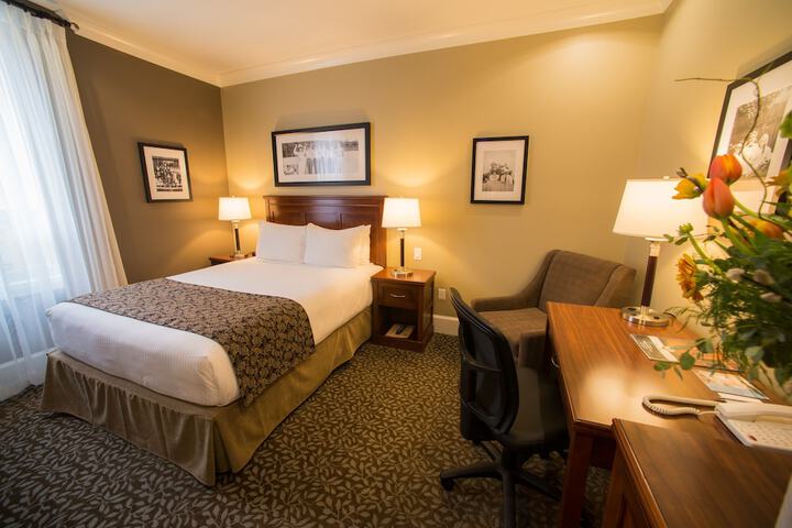 Hume Hotel & Spa